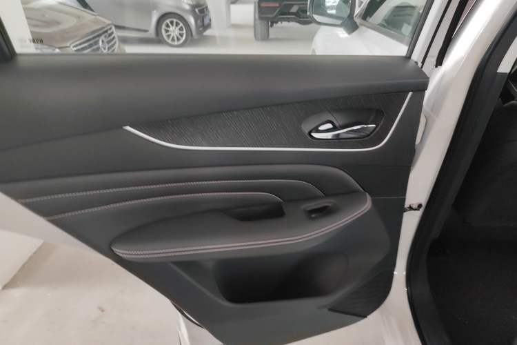 Used Venucia V 2023 260T Idol Edition Pro Left Rear Door Interior