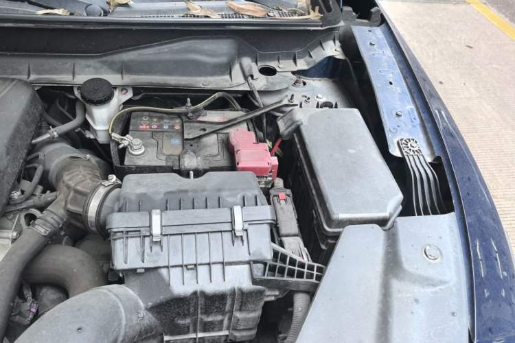 Used Venucia V 2021 260T Idol Edition Engine Bay Left