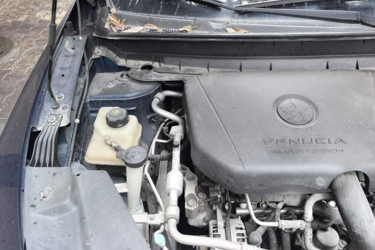Used Venucia V 2021 260T Idol Edition Engine Bay Right