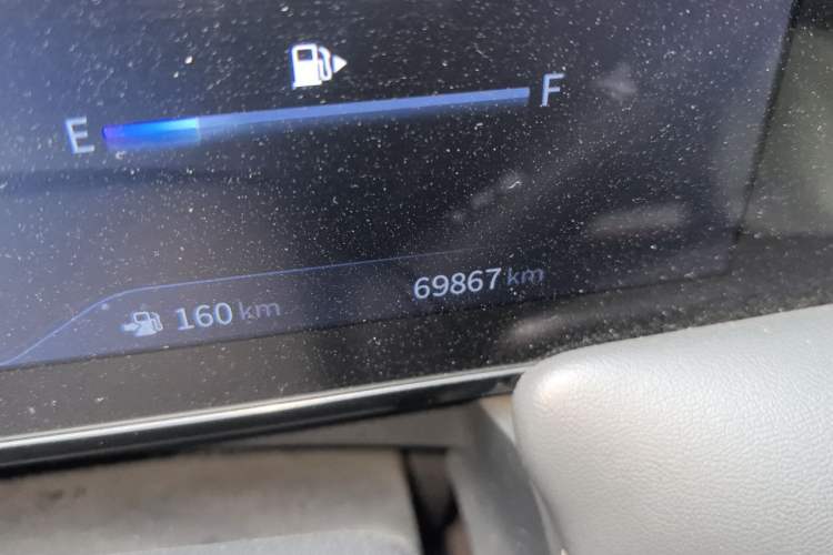 Used Venucia V 2021 260T Idol Edition Odometer Close Up