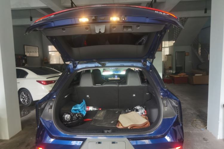 Used Venucia V 2021 260T Idol Edition Trunk