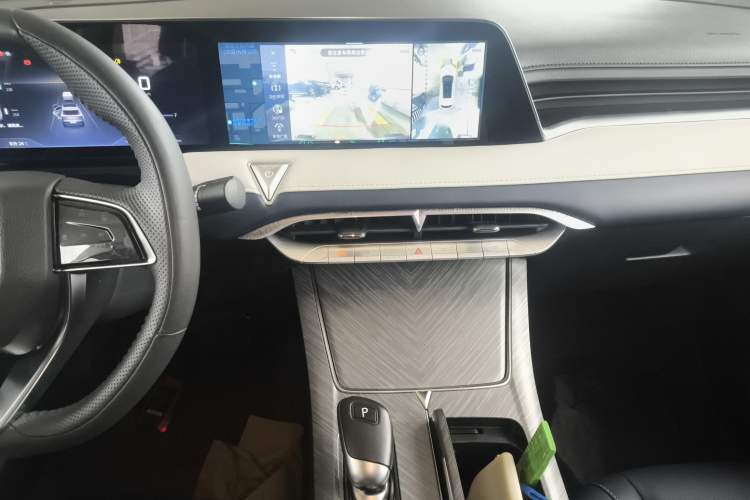 Used Venucia V 2021 260T Tianwang Edition Audio And AC Panel