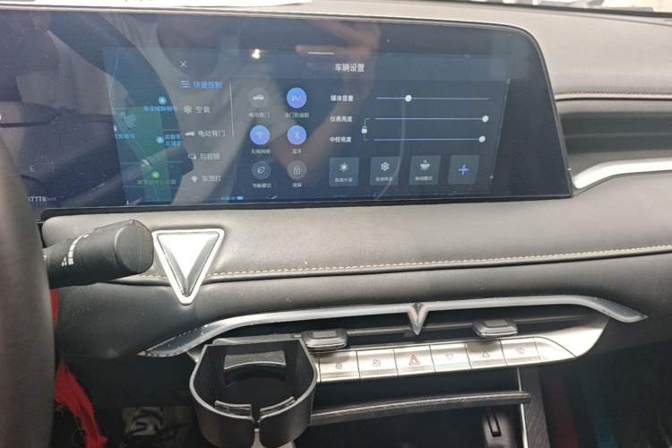 Used Venucia V 2021 260T Tianwang Edition Audio And AC Panel