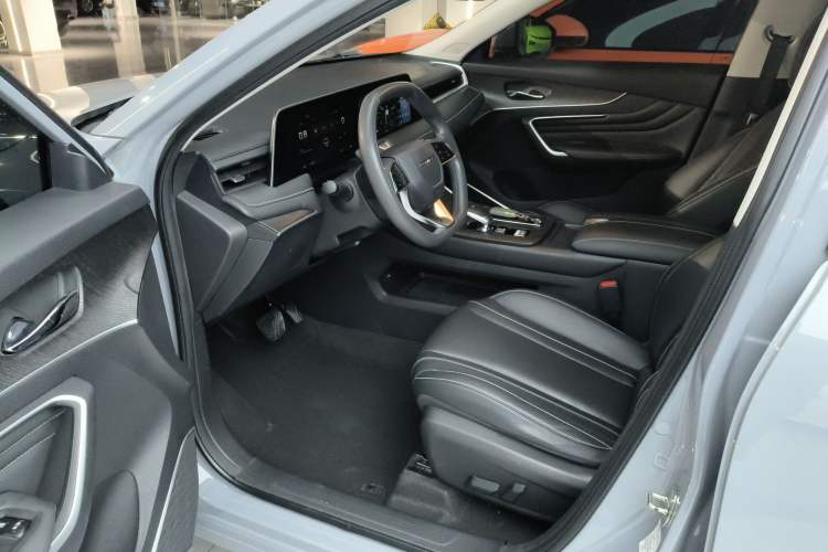 Used Venucia V 2021 260T Idol Edition Driver Seat