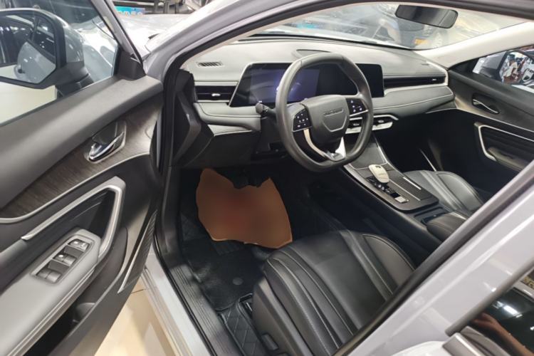 Used Venucia V 2021 260T Idol Edition Driver Seat