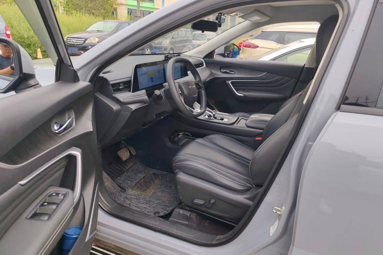 Used Venucia V 2021 260T Idol Edition Driver Seat