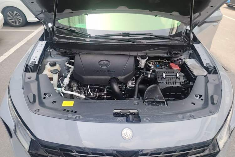 Used Venucia V 2021 260T Idol Edition Engine Bay