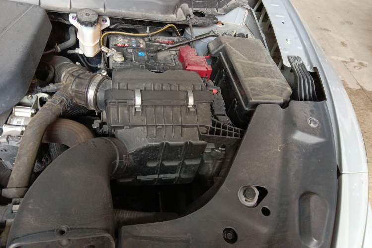 Used Venucia V 2021 260T Idol Edition Engine Bay Left