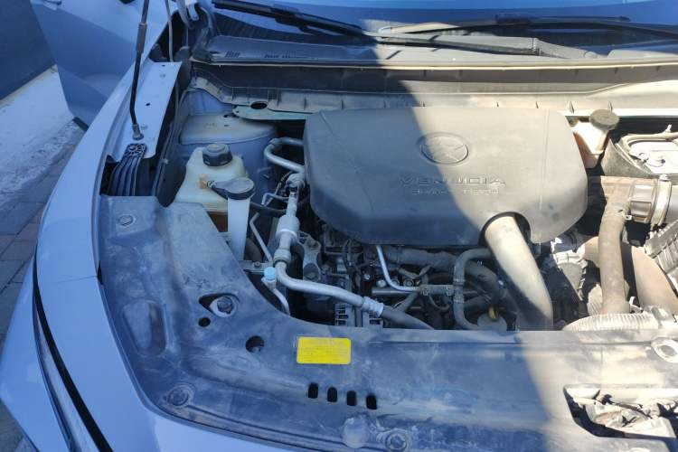 Used Venucia V 2021 260T Idol Edition Engine Bay Right