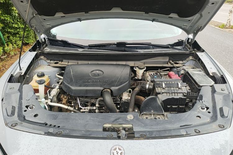 Used Venucia V 2021 260T Idol Edition Engine Bay