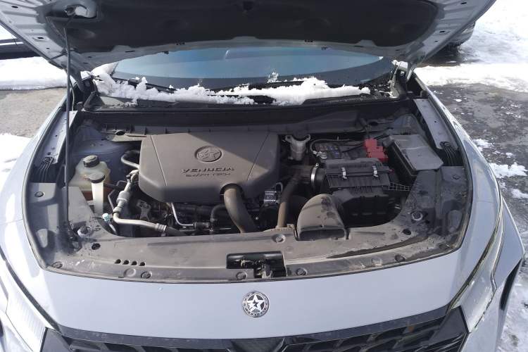Used Venucia V 2021 260T Idol Edition Engine Bay