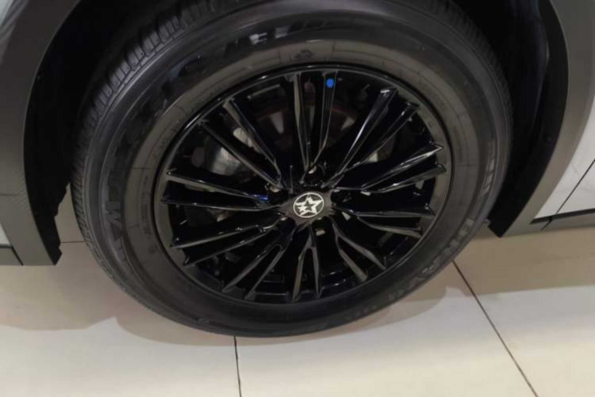 Used Venucia V 2021 260T Idol Edition Exterior 4
