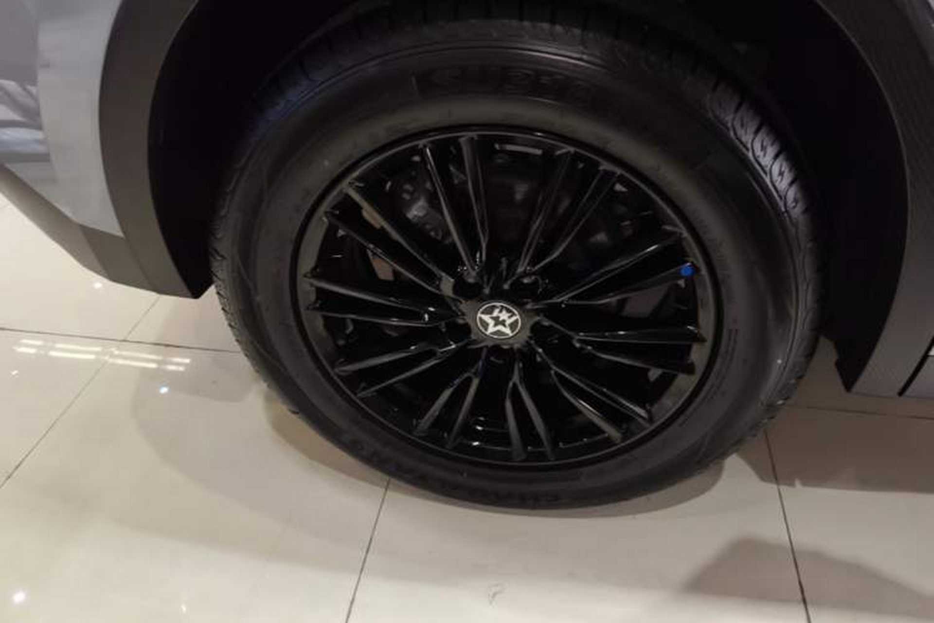 Used Venucia V 2021 260T Idol Edition Exterior 5