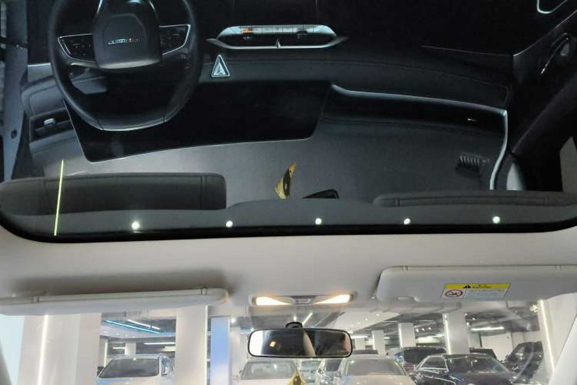 Used Venucia V 2021 260T Idol Edition Headliner