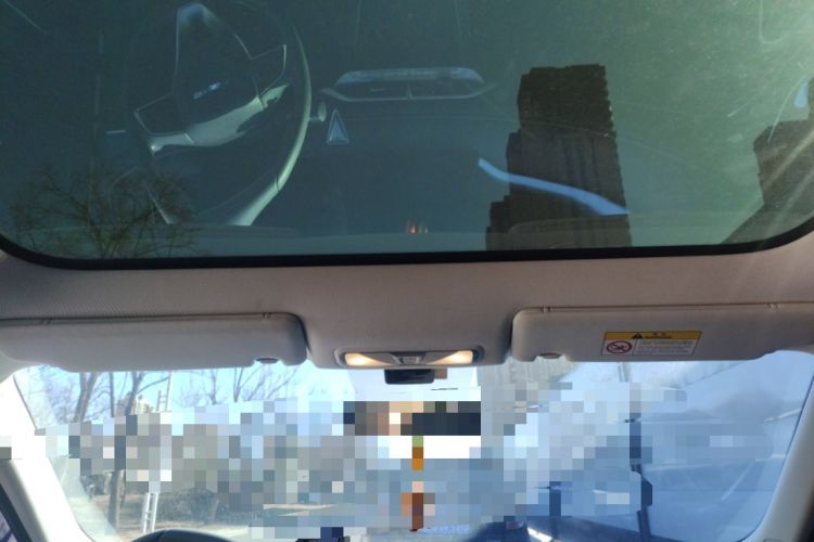 Used Venucia V 2021 260T Idol Edition Headliner