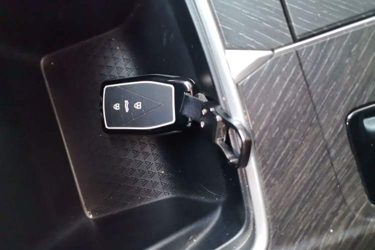 Used Venucia V 2021 260T Idol Edition Interior 1