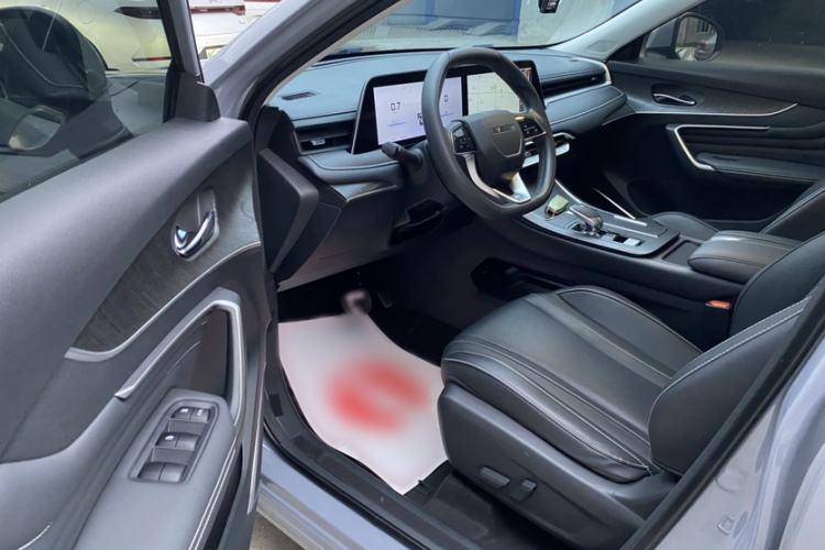 Used Venucia V 2021 260T Idol Edition Interior 2