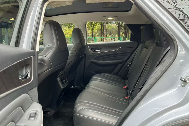 Used Venucia V 2021 260T Idol Edition Interior 2