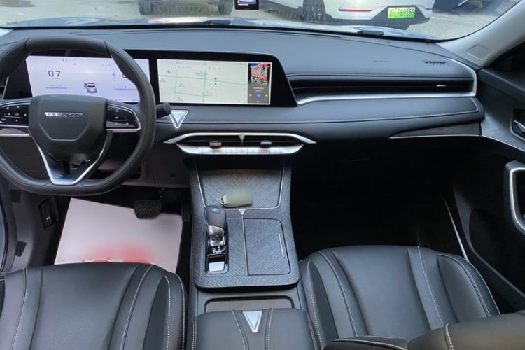 Used Venucia V 2021 260T Idol Edition Interior 3