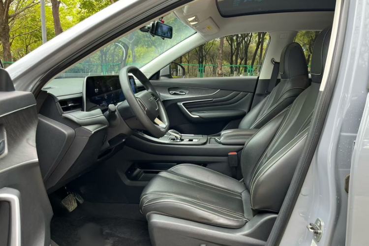 Used Venucia V 2021 260T Idol Edition Interior 4