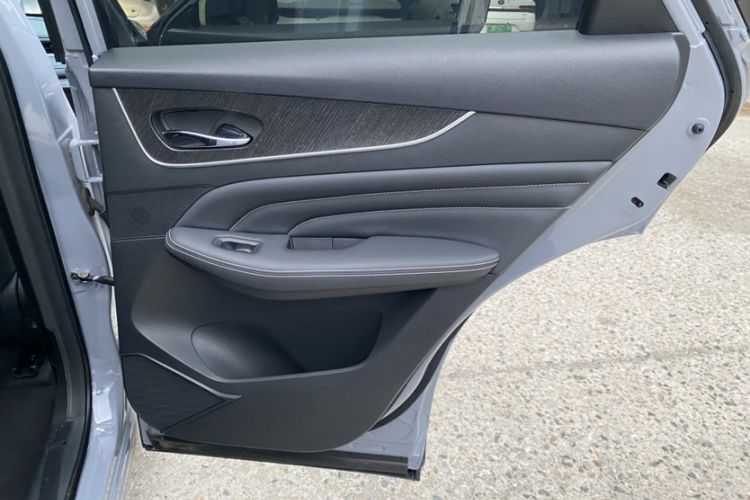 Used Venucia V 2021 260T Idol Edition Interior 7