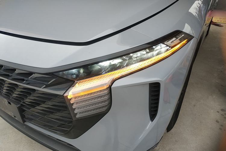 Used Venucia V 2021 260T Idol Edition Left Front Headlight