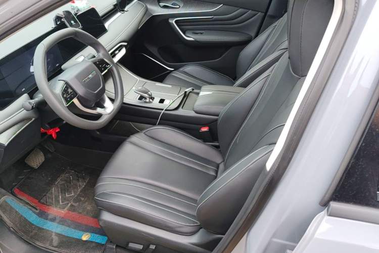 Used Venucia V 2021 260T Idol Edition Left Front Seat