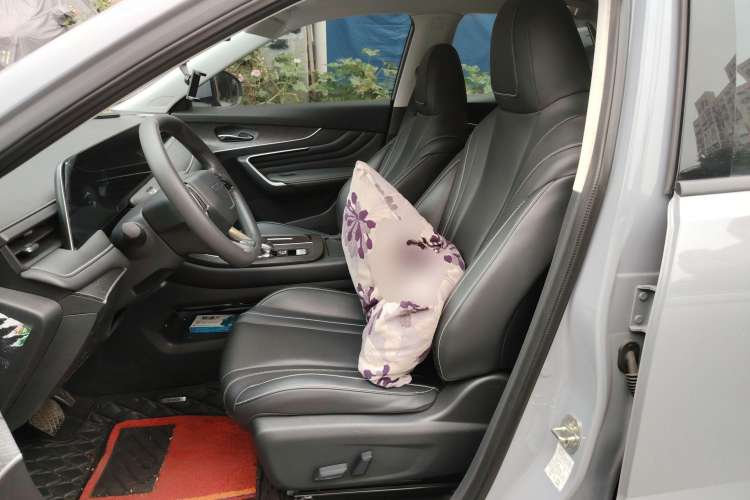 Used Venucia V 2021 260T Idol Edition Left Front Seat