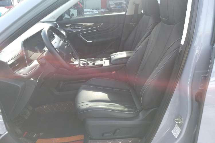 Used Venucia V 2021 260T Idol Edition Left Front Seat