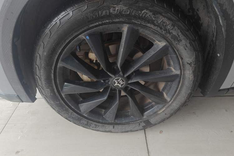 Used Venucia V 2021 260T Tianwang Edition Left Front Wheel Hub