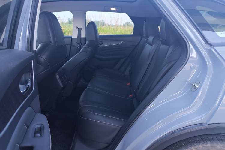 Used Venucia V 2021 260T Idol Edition Left Rear Seat