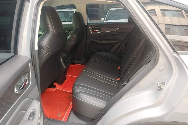 Used Venucia V 2021 260T Idol Edition Left Rear Seat