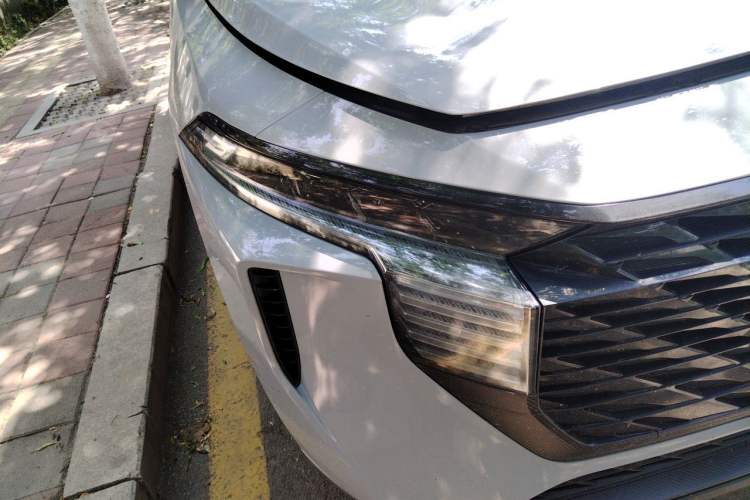 Used Venucia V 2021 260T Idol Edition Right Front Headlight