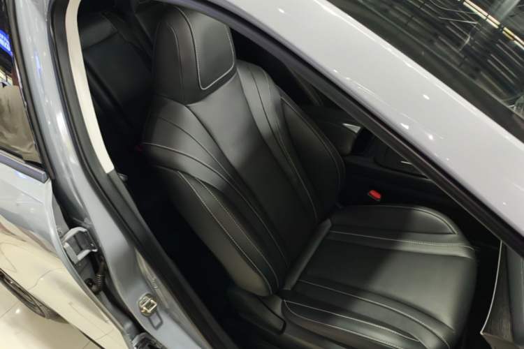 Used Venucia V 2021 260T Idol Edition Right Front Seat