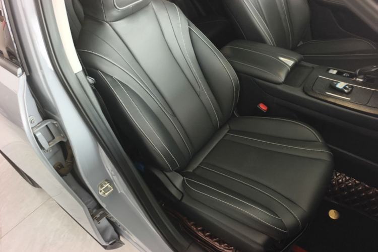 Used Venucia V 2021 260T Idol Edition Right Front Seat