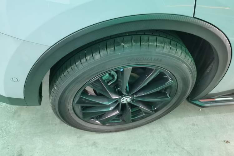 Used Venucia V 2021 260T Tianwang Edition Right Rear Wheel Hub