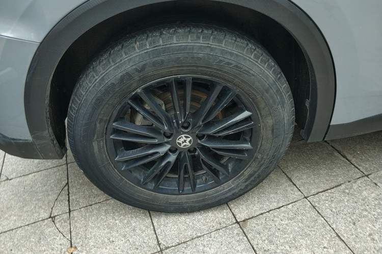 Used Venucia V 2021 260T Idol Edition Right Rear Wheel Hub