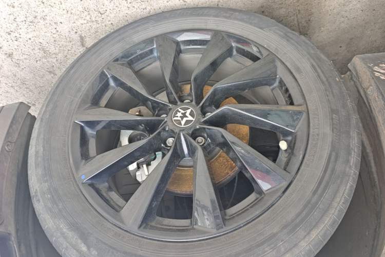 Used Venucia V 2021 260T Tianwang Edition Right Rear Wheel Hub