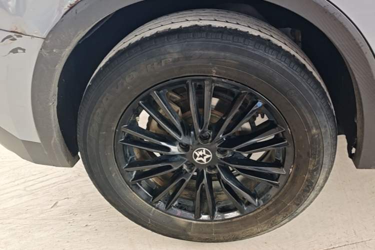 Used Venucia V 2021 260T Idol Edition Right Rear Wheel Hub