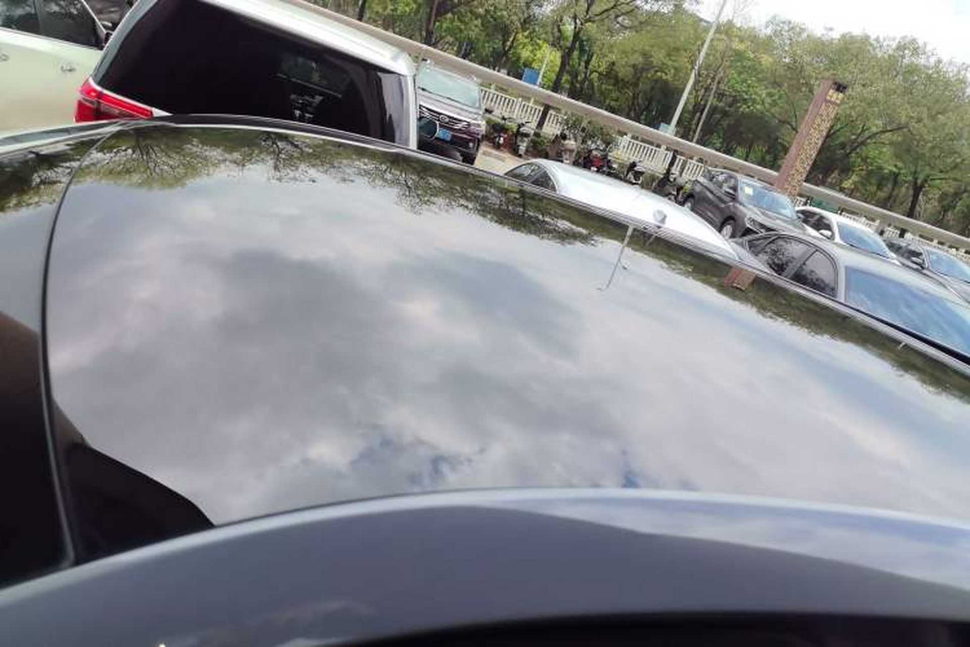 Used Venucia V 2021 260T Idol Edition Roof