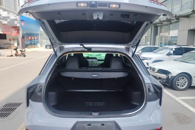 Used Venucia V 2021 260T Idol Edition Trunk