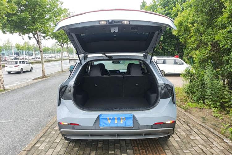 Used Venucia V 2021 260T Idol Edition Trunk