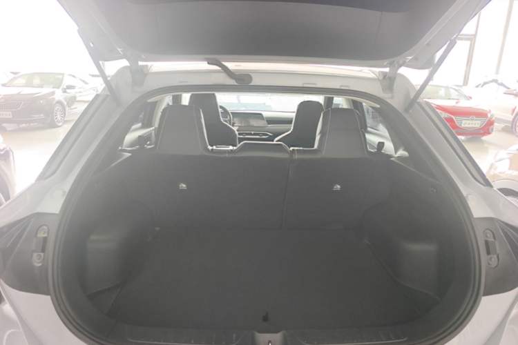 Used Venucia V 2021 260T Idol Edition Trunk