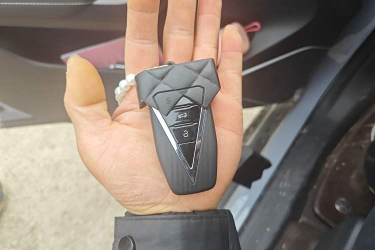 Used Venucia V 2021 260T Idol Edition Vehicle Key