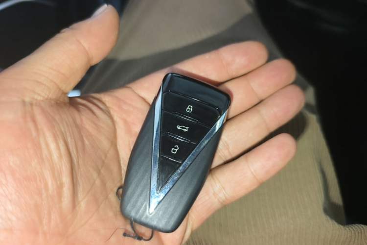 Used Venucia V 2021 260T Idol Edition Vehicle Key