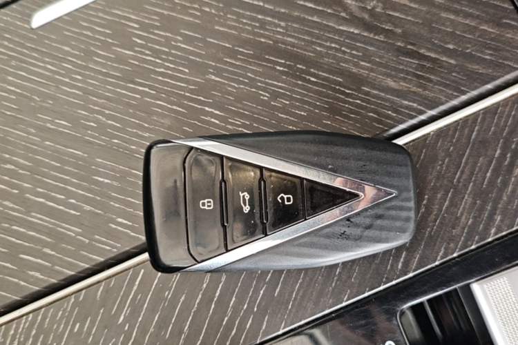 Used Venucia V 2021 260T Idol Edition Vehicle Key
