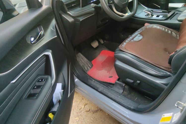 Used Venucia V 2021 260T Idol Edition Driver Seat