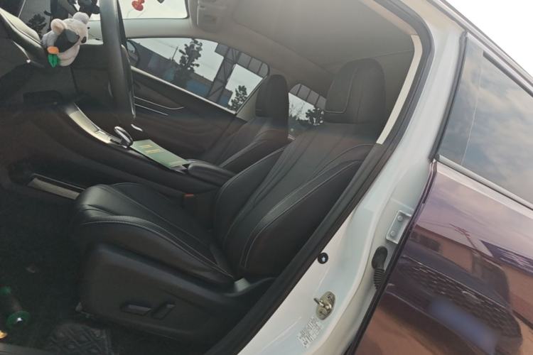 Used Venucia V 2021 260T Idol Edition Left Front Seat