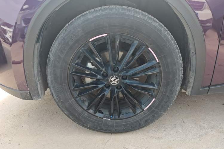 Used Venucia V 2021 260T Idol Edition Left Front Wheel Hub