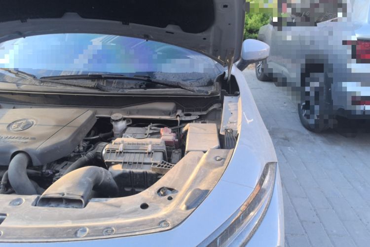 Used Venucia V 2021 260T Idol Edition Engine Bay Left